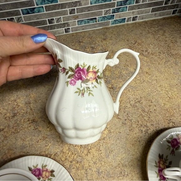 15 piece Vintage English Rose Crystal clear tea set - Picture 6 of 10